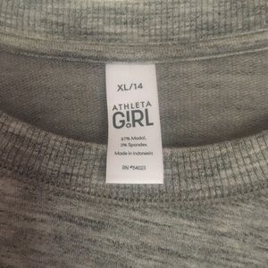 Athleta Girl sweatshirt w/thumb holes